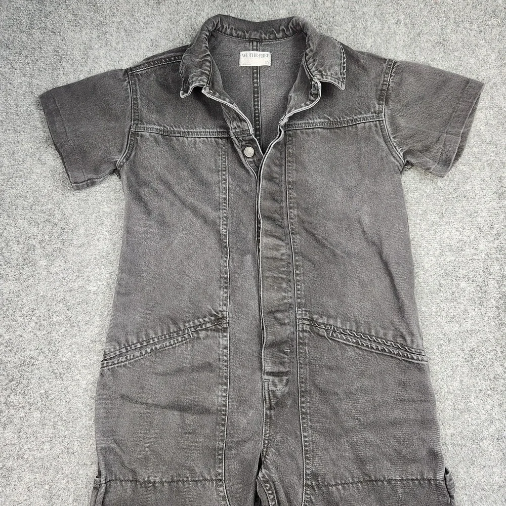 We The Free Coverall Jumpsuit Womens XS Black Short Sleeve Boho - Picture 2 of 16